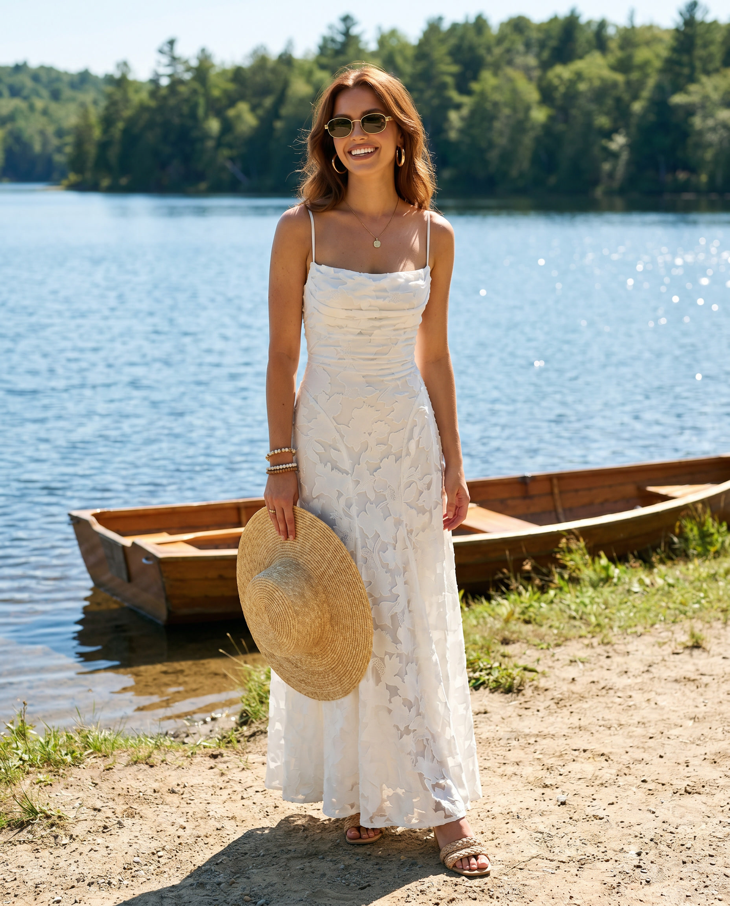 LAURA - Vestido Satinado con Escote en V
