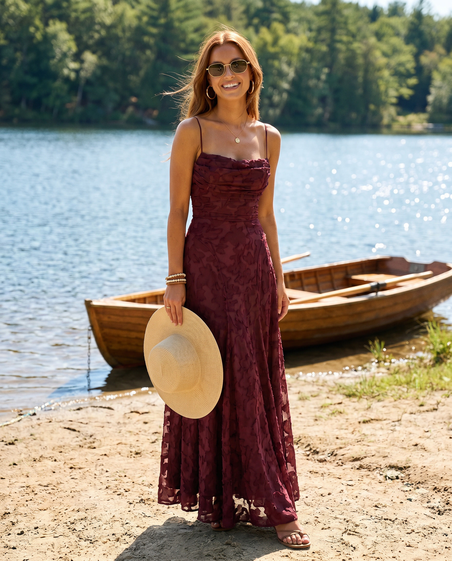 LAURA - Vestido Satinado con Escote en V