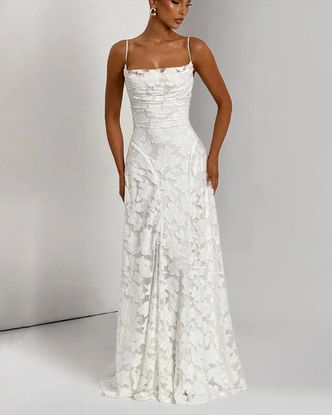 LAURA - Vestido Satinado con Escote en V