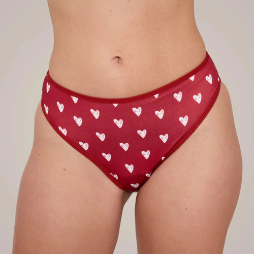 Pack Bikini Menstrual Corazones – Top + 3 Braguitas